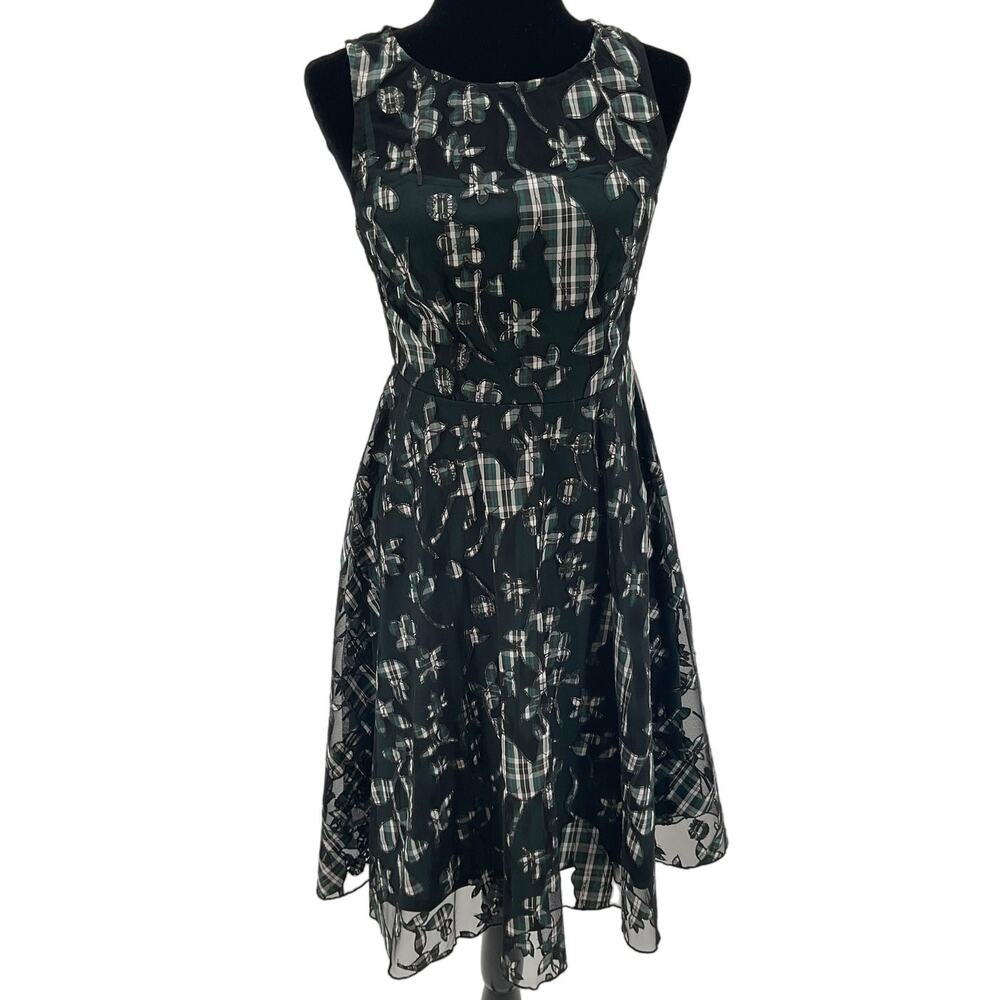 Eva Franco Size 6  Harper Dress Green Black and White